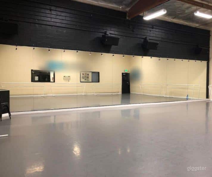 Dance Studio E – 58’x31’ - (Harlequin Marley – Ballet, Contemp, Hip Hop)  Photo 2