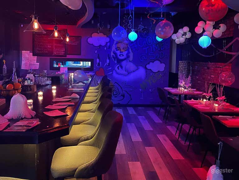  Cozy Cocktail Bar in Edmonton 