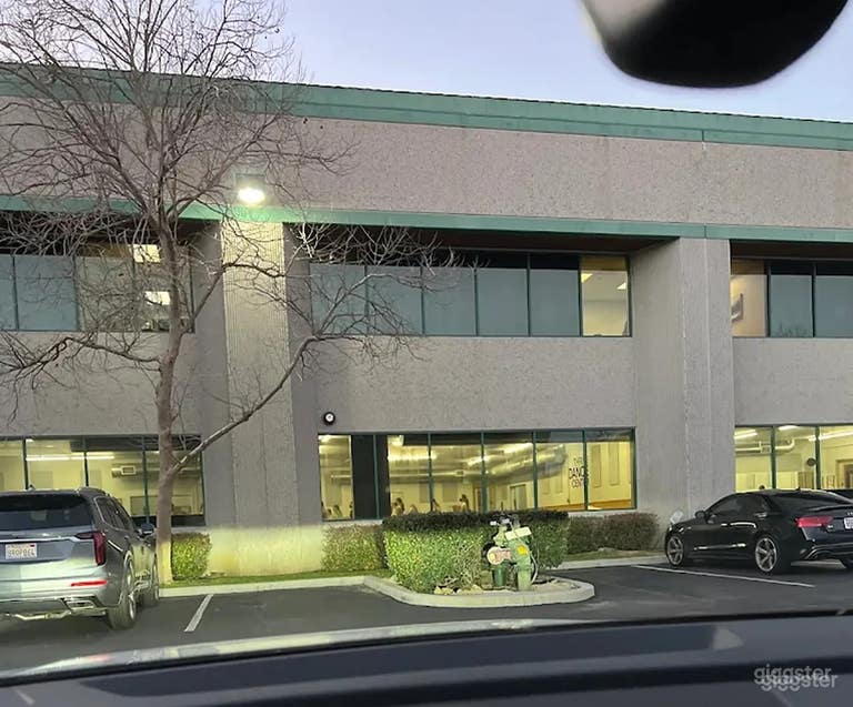  DANCE STUDIO E 1300 sq ft 