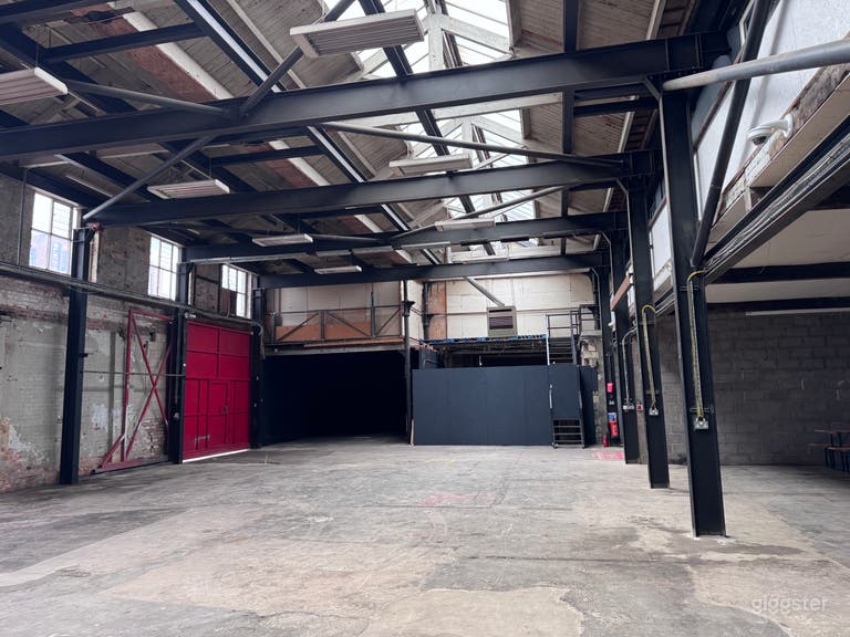  6000sqft. Drive in industrial Warehouse with cove 