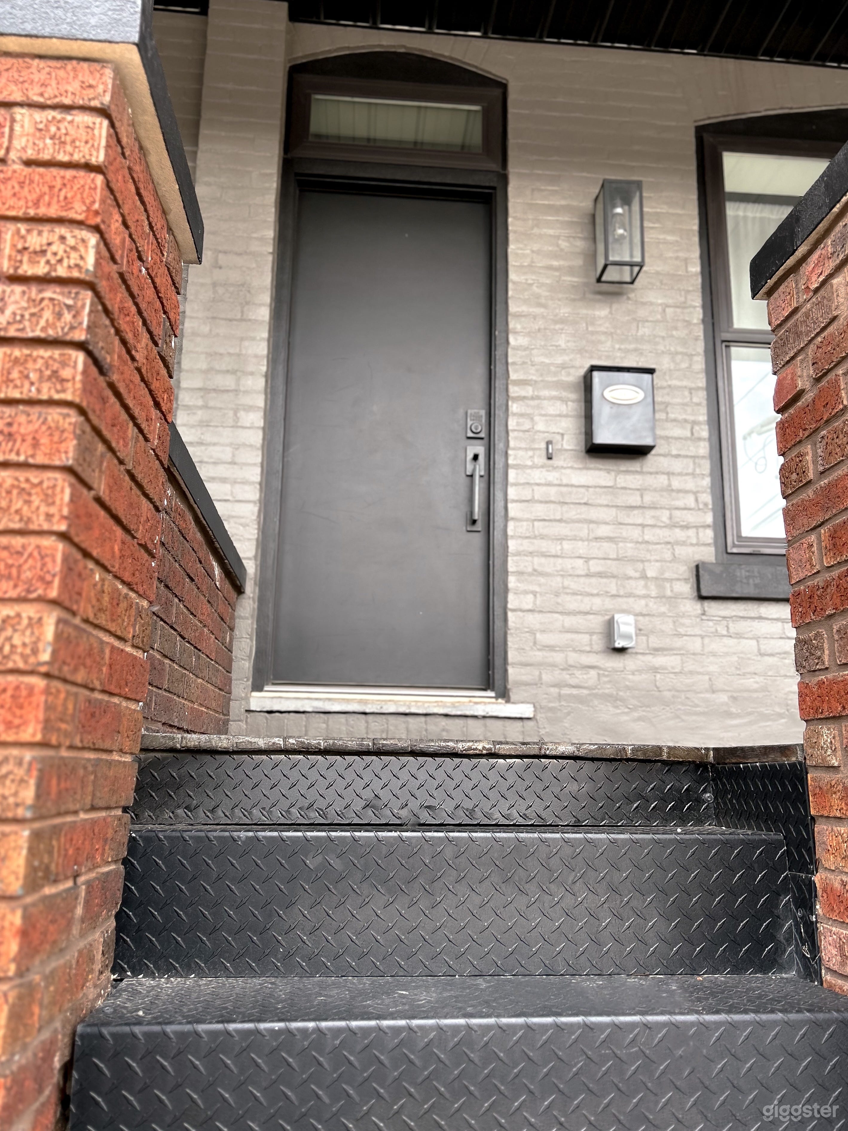 Luxury Townhome With Roof Top Terrace Photo 4