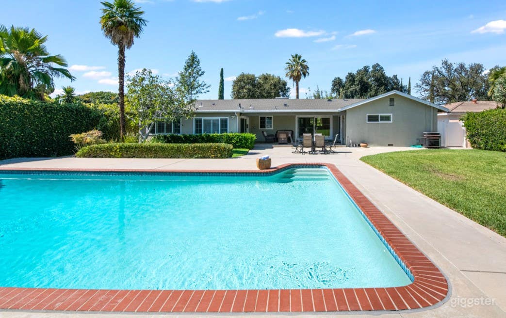Fancy and Spacious Backyard Pool  Photo 2