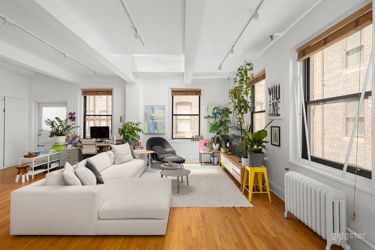  Colorful, Modern Loft with Skylight & Private Terrace 