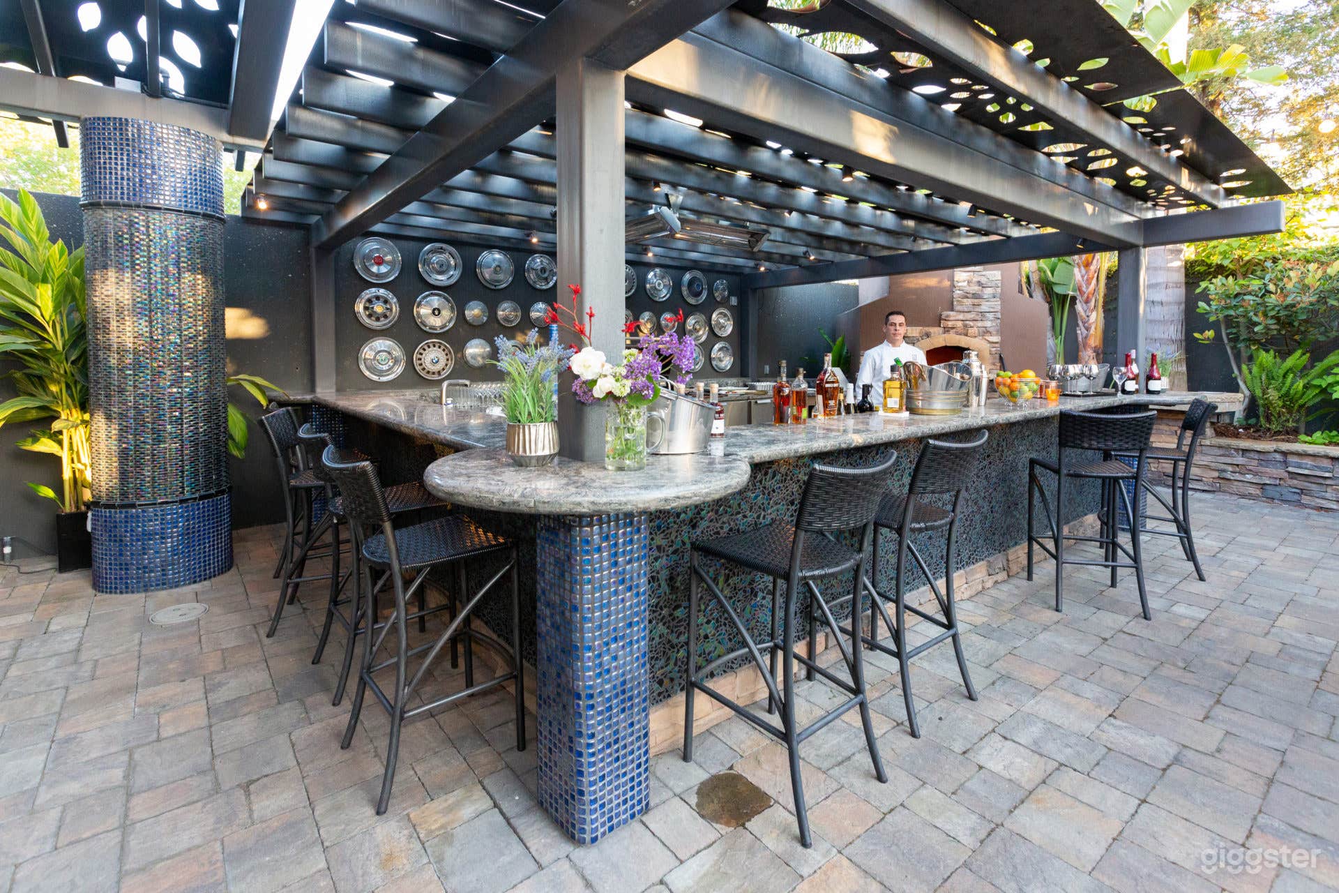 Contemporary Outdoor Event Space Photo 4