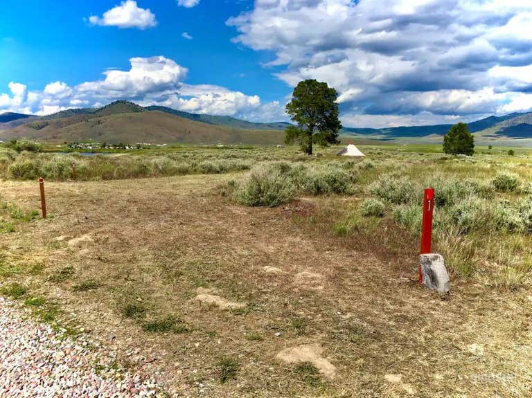  Campsite/Tent Site in Hot Springs, MT 