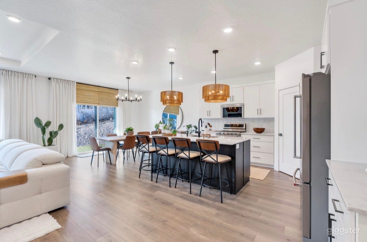 Lux Modern Organic Open Space Events photoshoots Photo 2