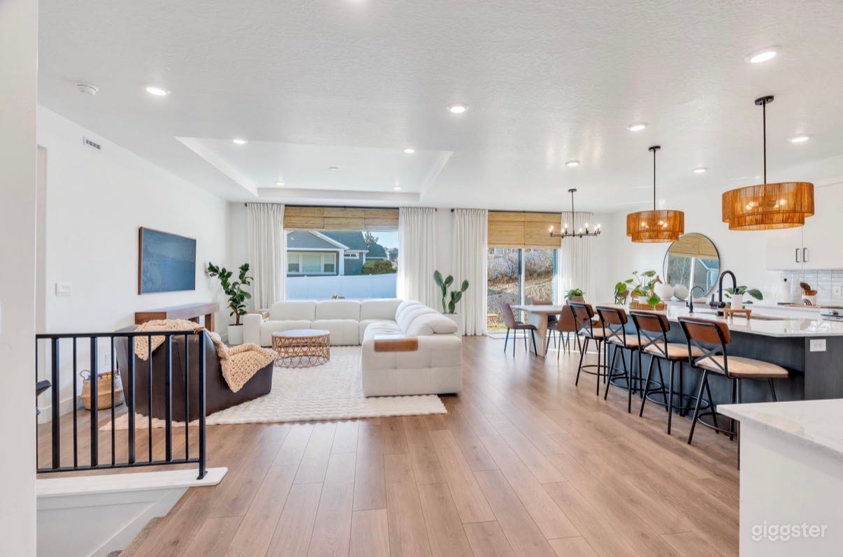 Lux Modern Organic Open Space Events photoshoots Photo 1