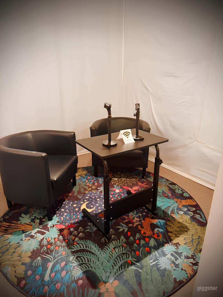  Großes Büro & angrenzendes Podcast-Zimmer 