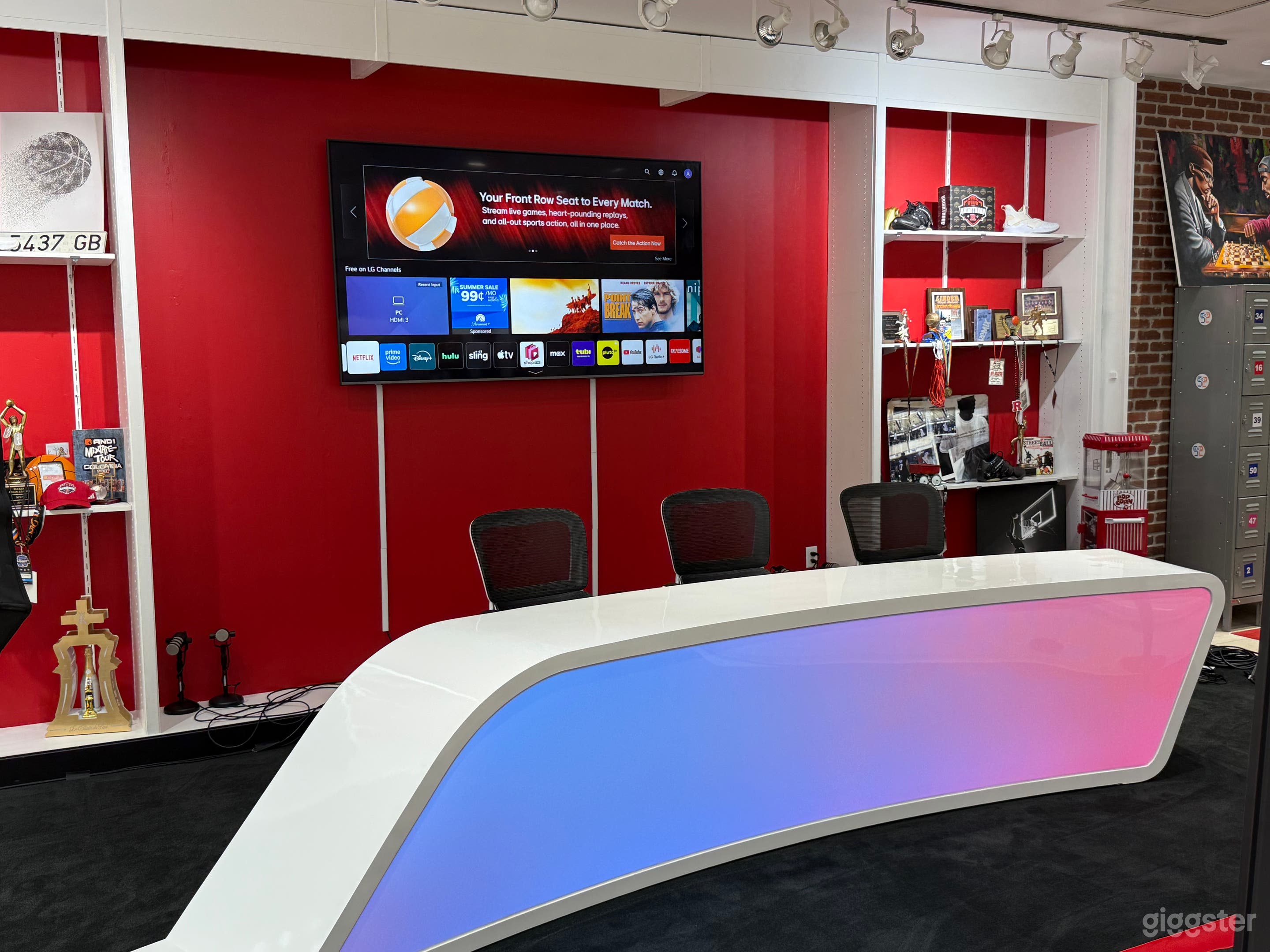 Main Red Event Content Studio Photo 2
