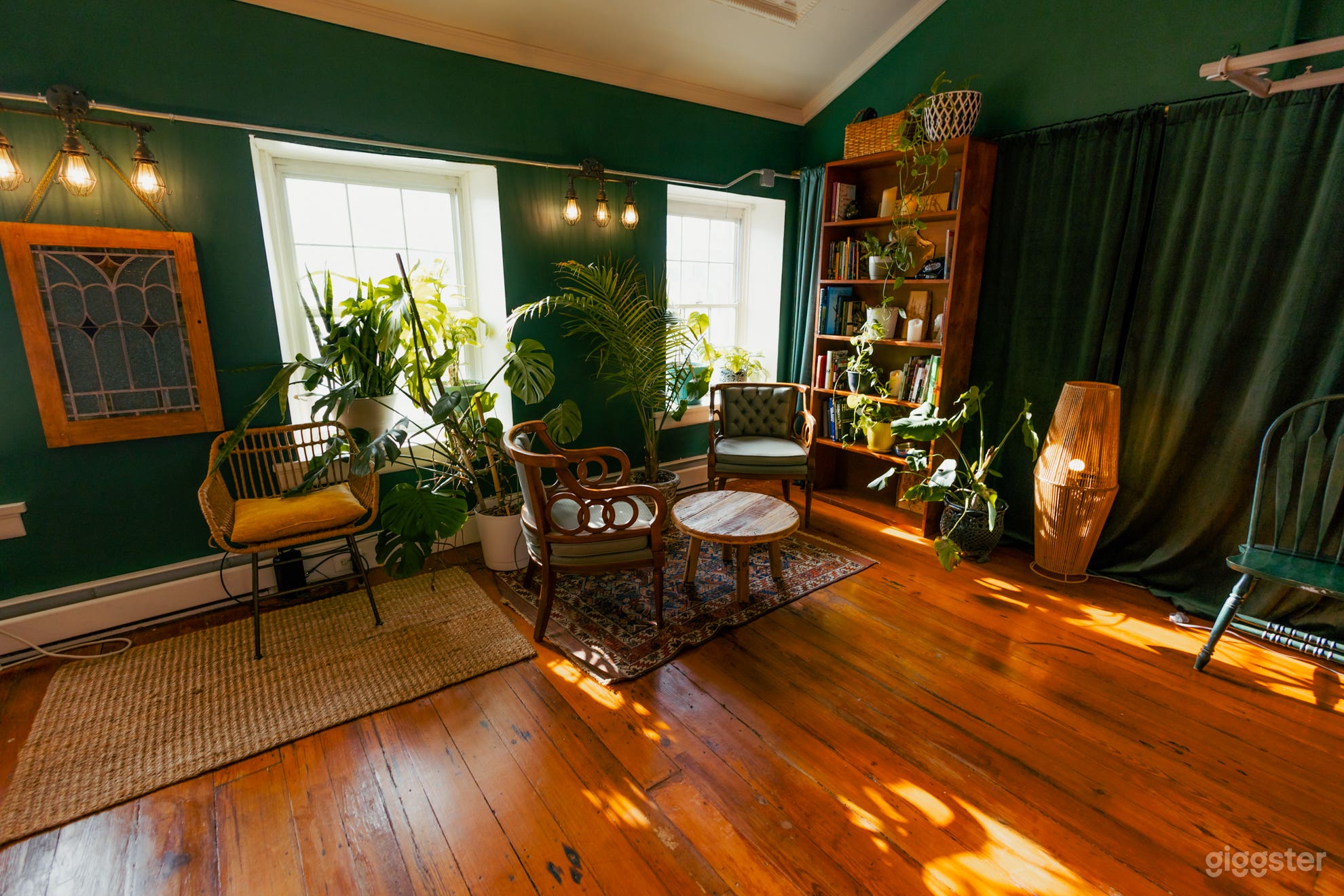 Cozy Loft Studio in Historic Ellicott City Photo 2