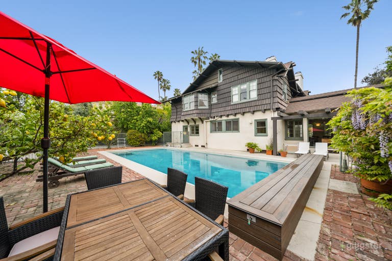  TENUTA TIMELESS HOLLYWOOD: CASA DI LUSSO A BEVERLY HILLS 