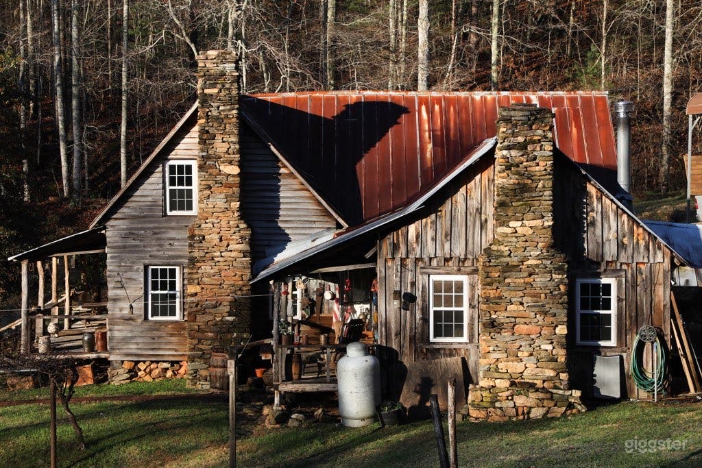 Late 1800's Log Cabin on 8- acres with Studio Photo 1