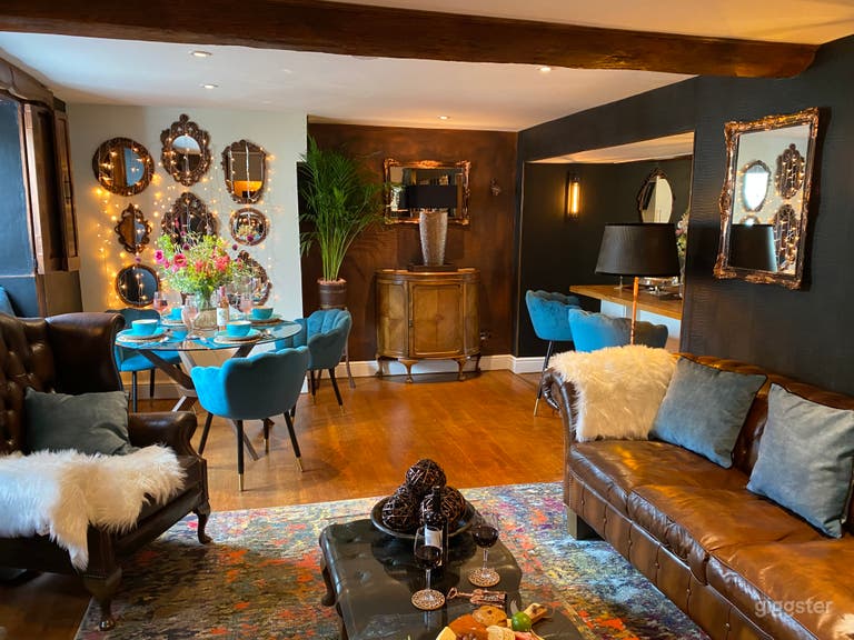  12th Century Country Pub, Restaurant, Cottages and Rooms 