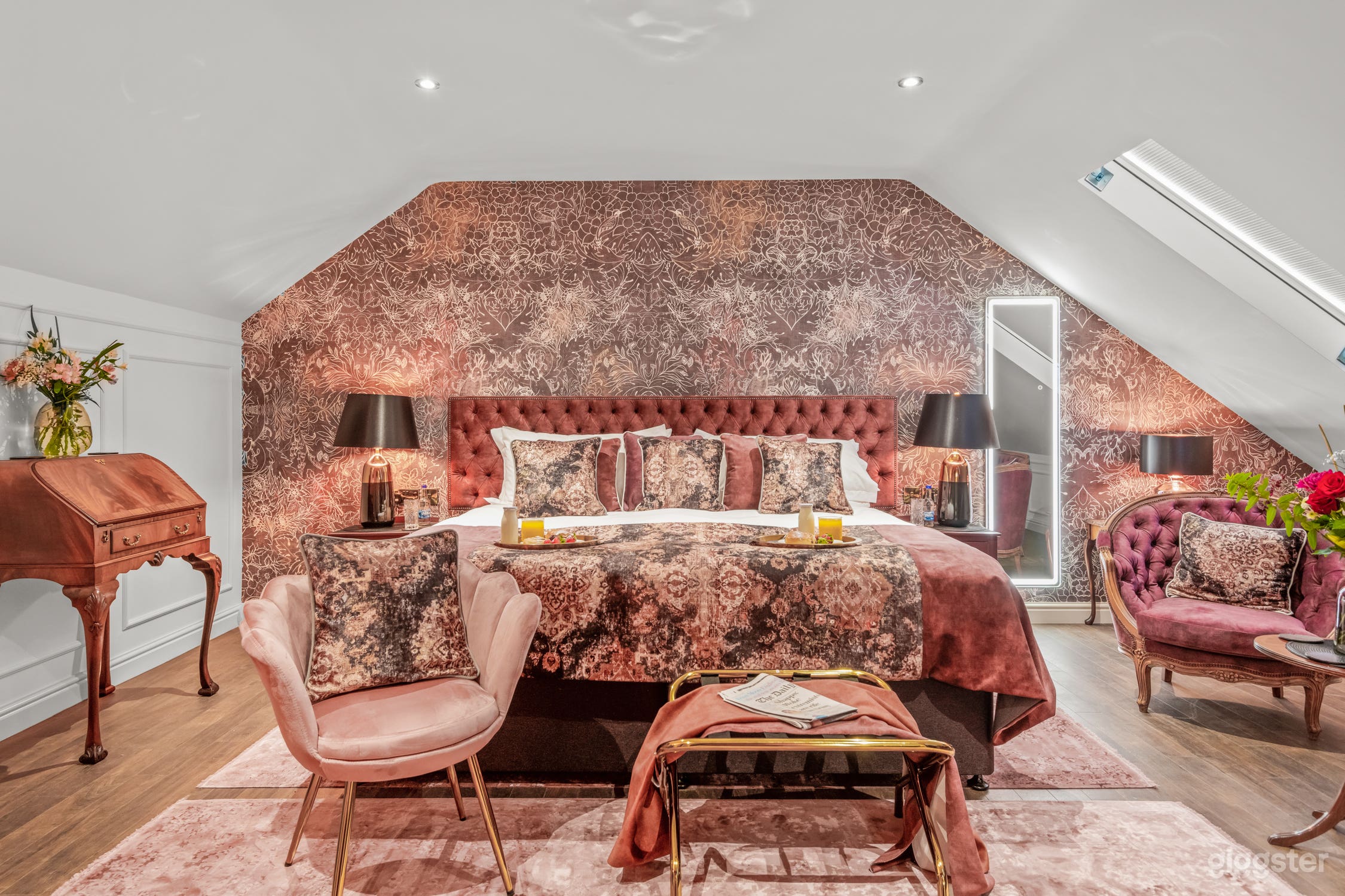 12th Century Country Pub, Restaurant, Cottages and Rooms Photo 3