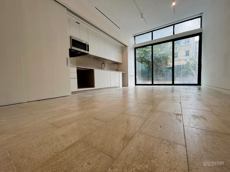 A Contemporary Event Space & Art Gallery in Brookl 
