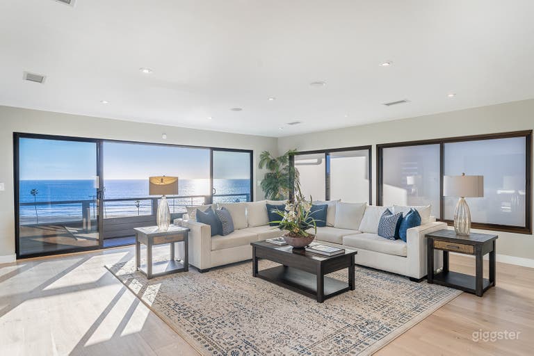  Beach-Side Estate w/ Panoramic Ocean Views 