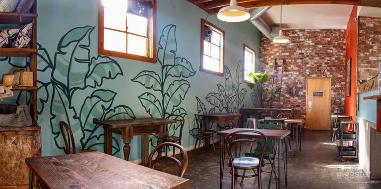  Eclectic Coffee Shop in Los Angeles 