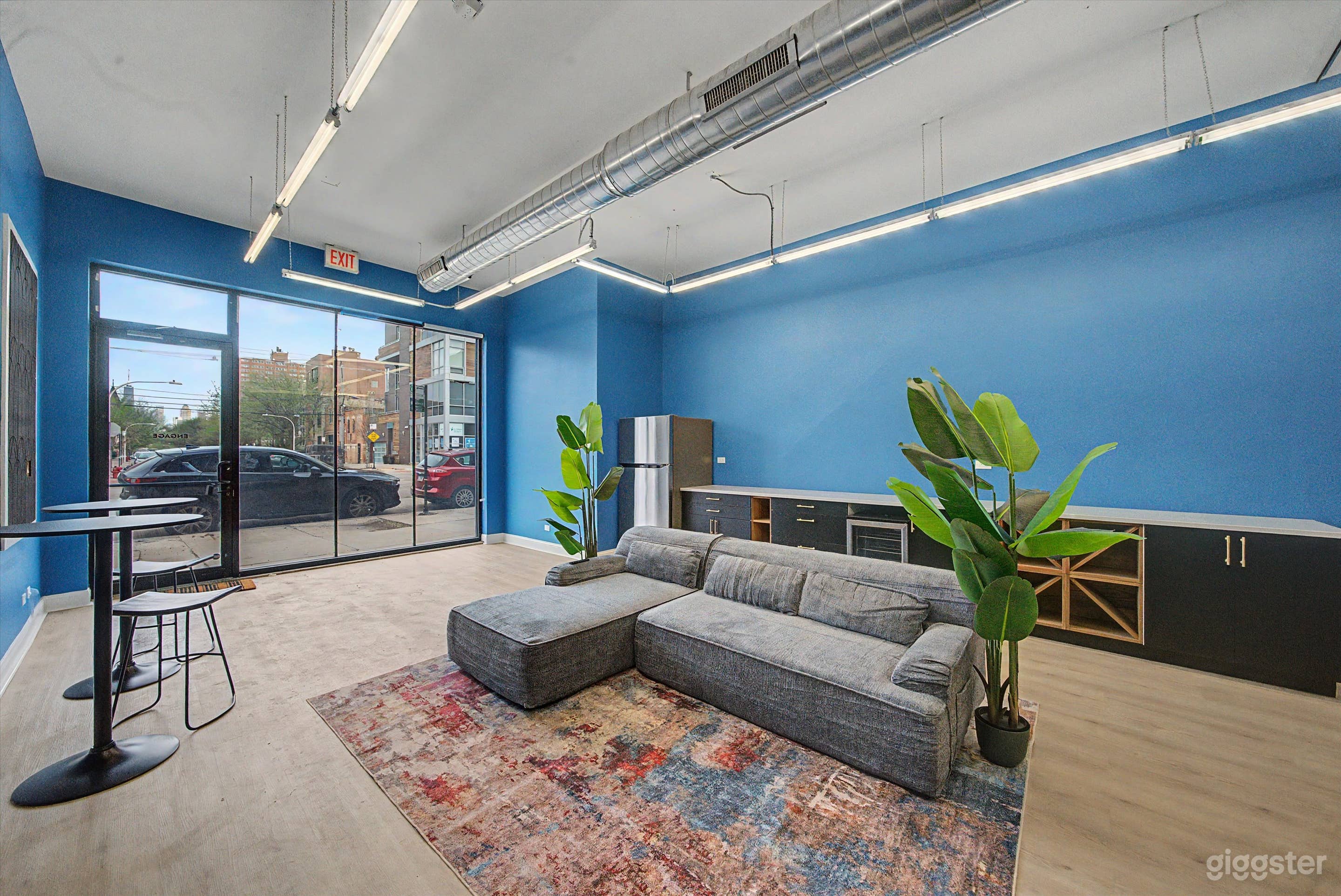 Spacious Chicago Event Venue with Modern City Vibes Photo 2