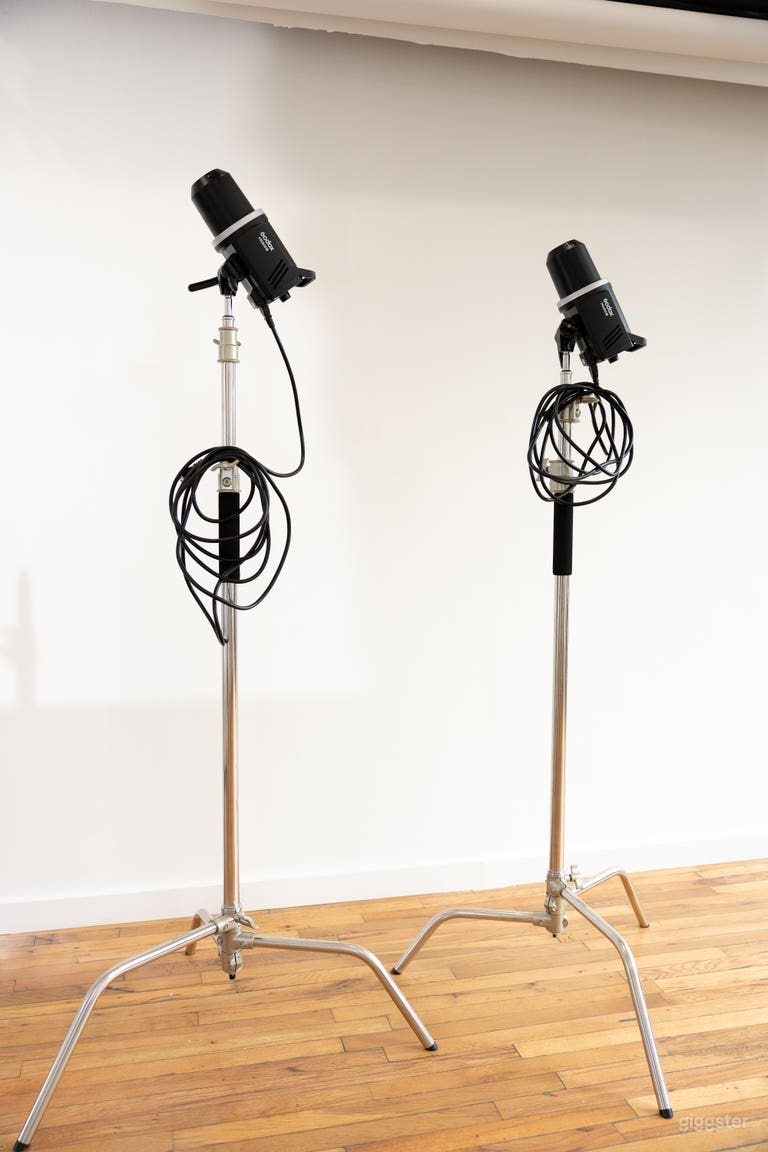  *New* Boutique Studio with Holiday Sets 