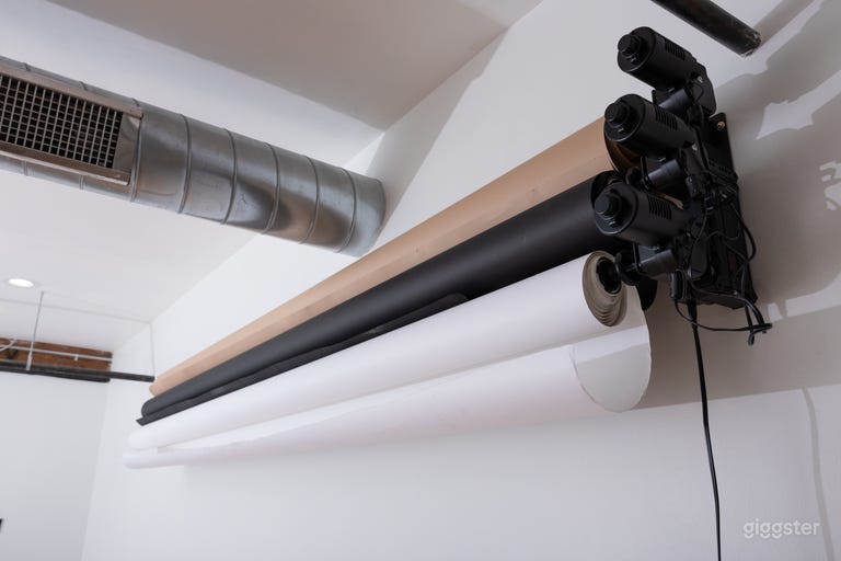  *New* Boutique Studio with Holiday Sets 