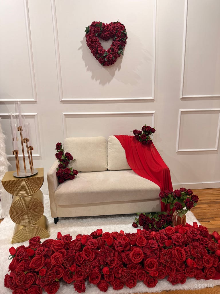  *New* Boutique Studio with Valentine's Day sets 