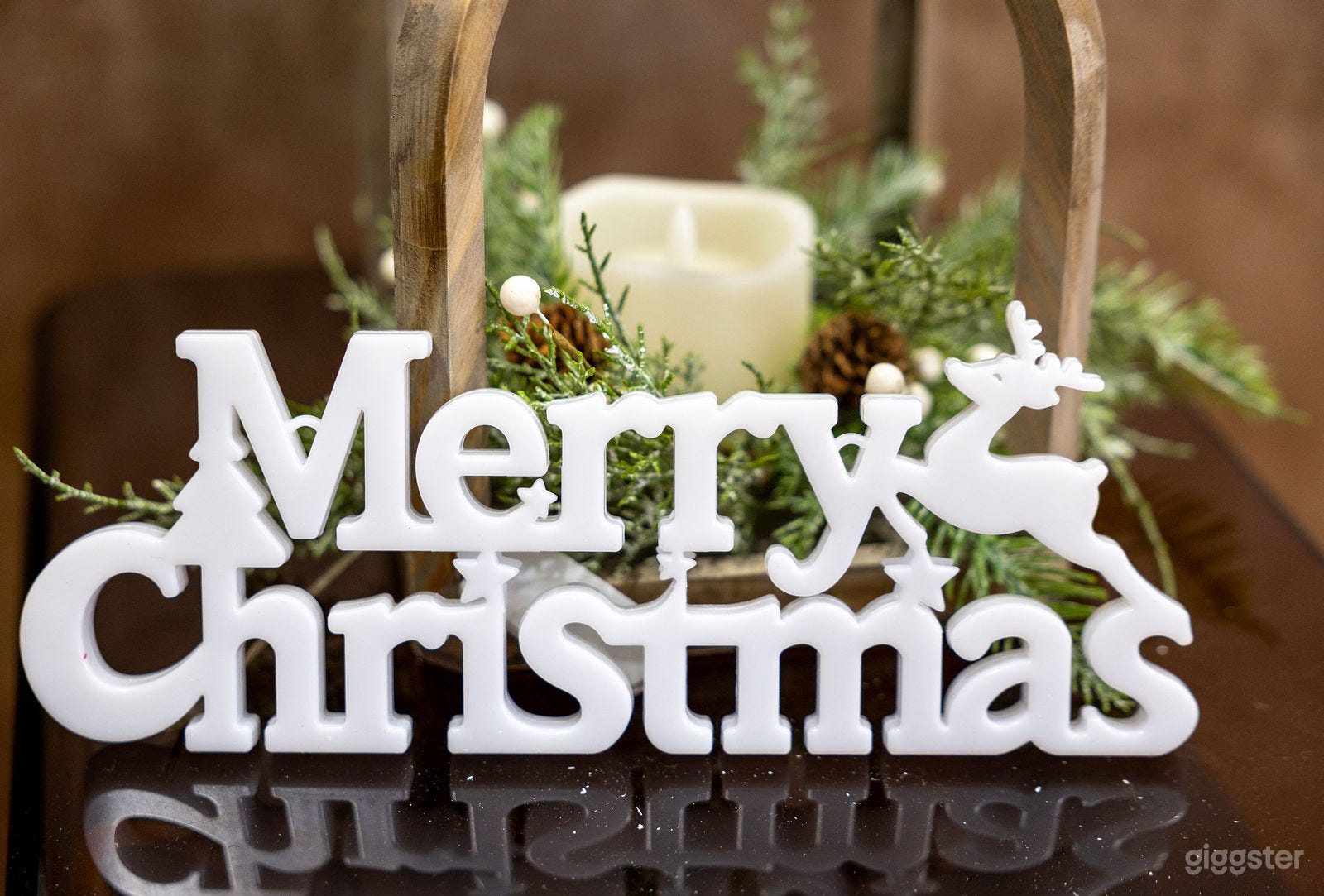 *New* Boutique Studio with Holiday Sets Photo 3