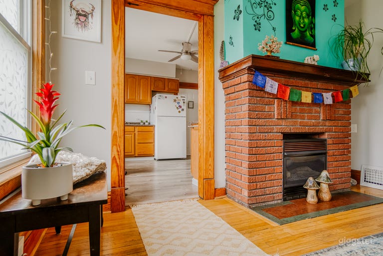  looking from dining area into kitchen 