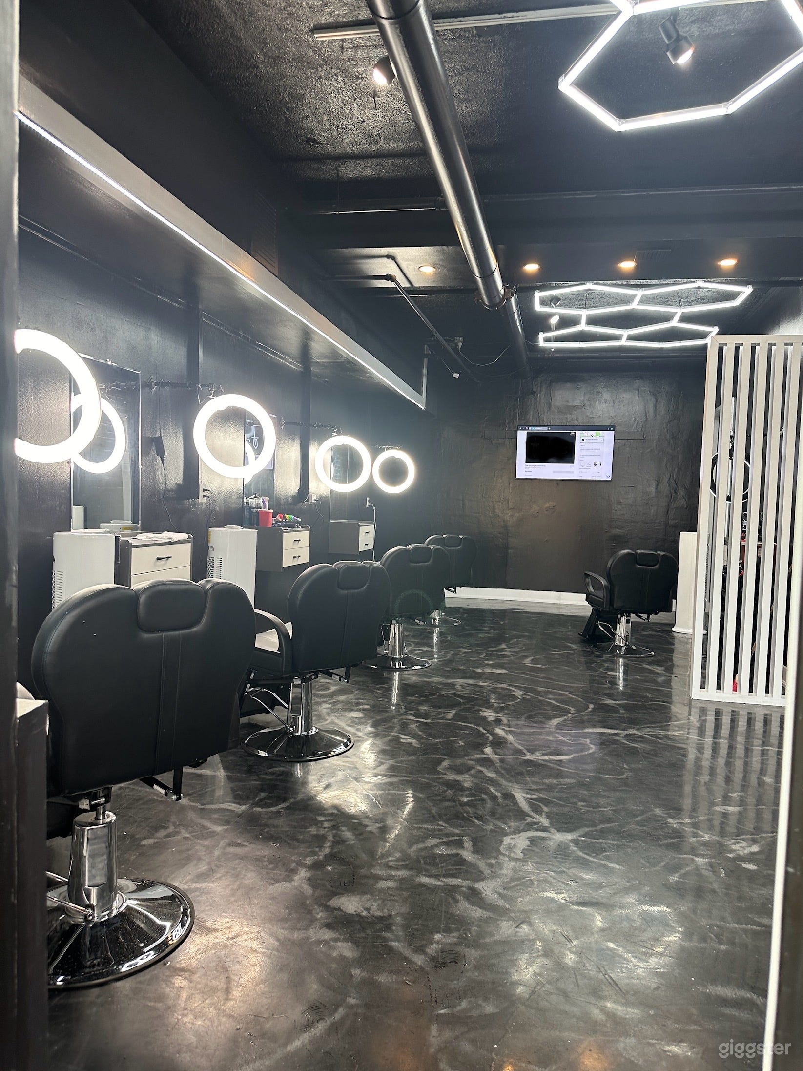 Shop Unit; High Traffic, Various Event Uses Photo 1