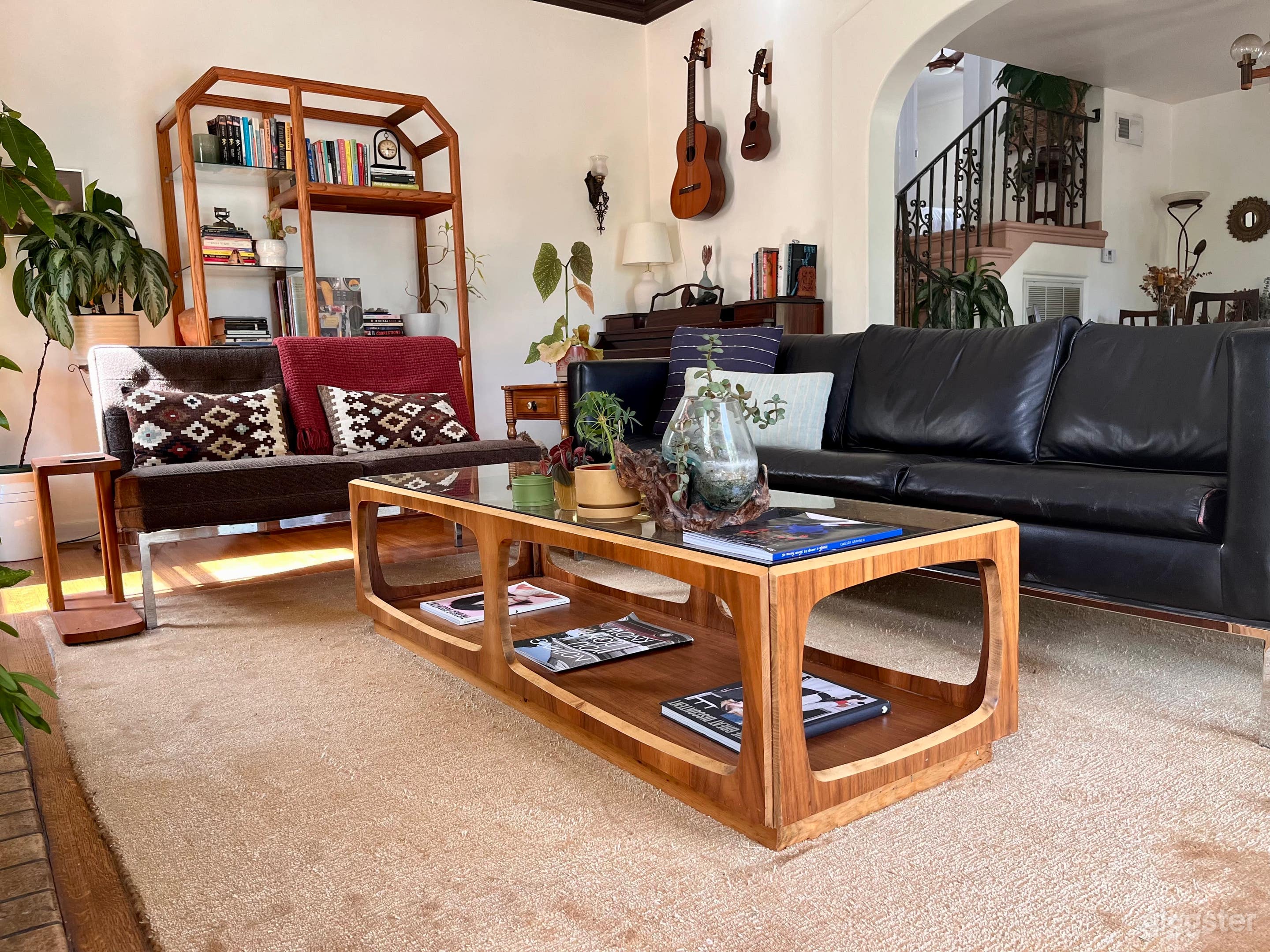 Charming Hillside California Spanish Bungalow Photo 3