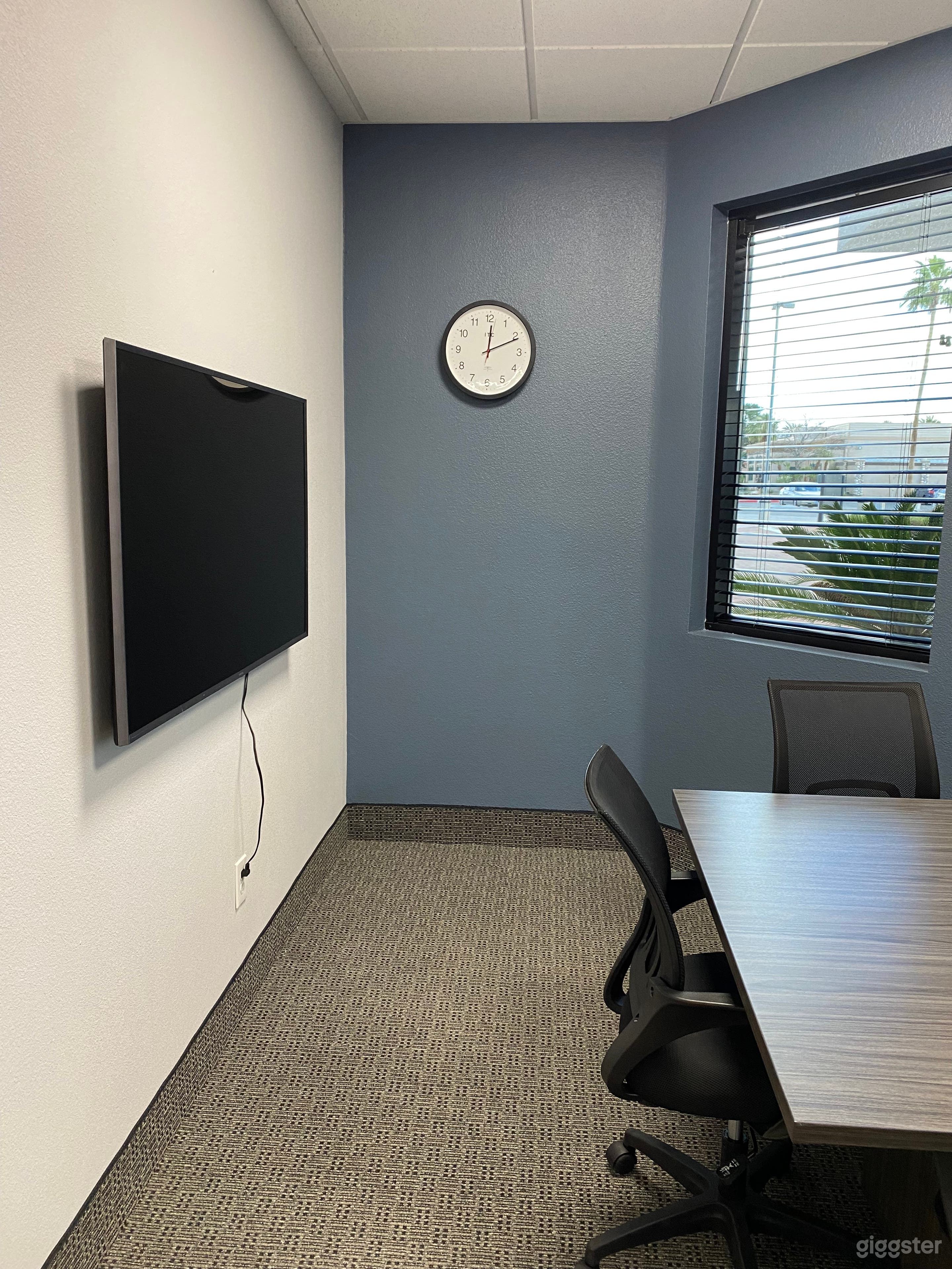 Small Meeting Room