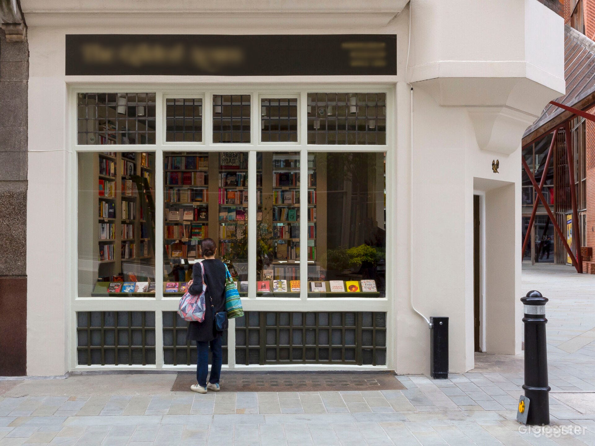 Charming Bookshop Photo 1