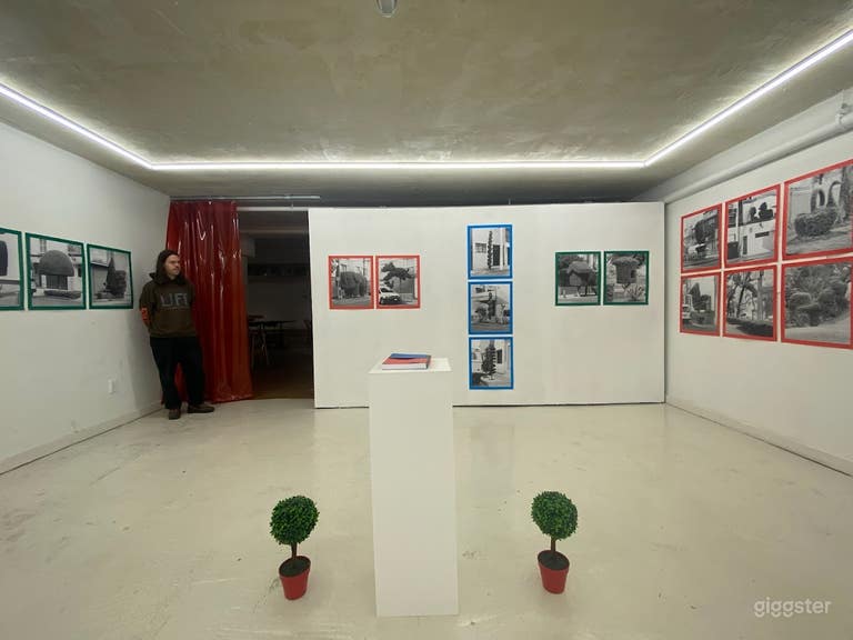  Gallery Space 
