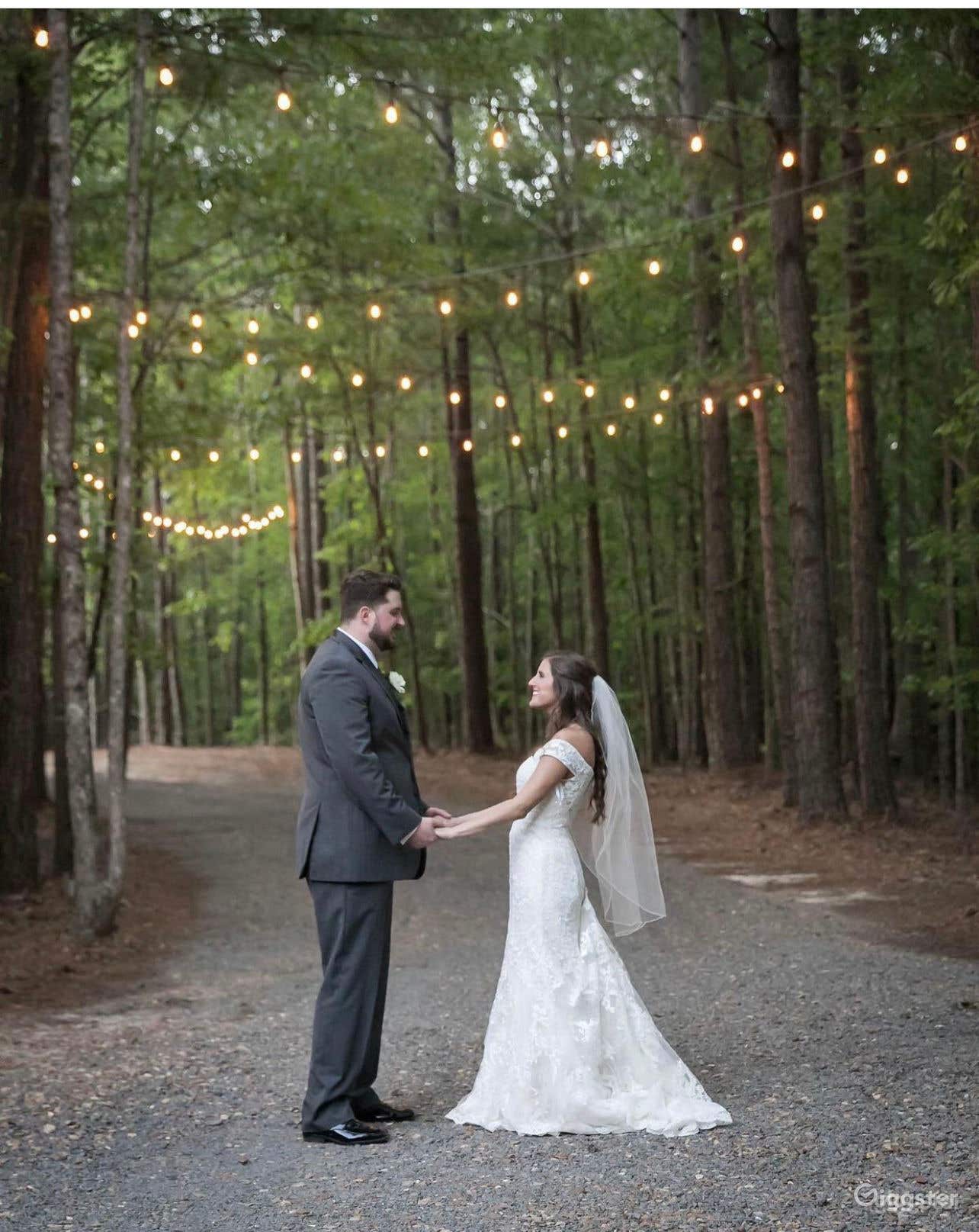 Woodsy, Natural, Southern Barn and Log Cabin Photo 3