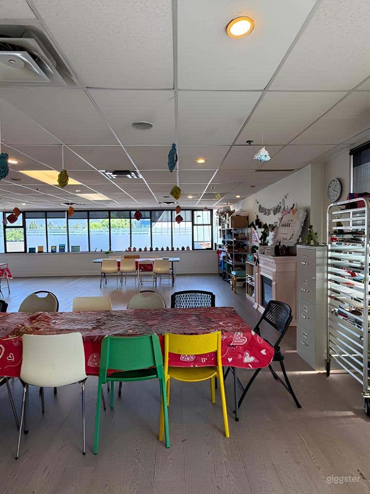 Art Boutique Studio for Filming & Events (60 Persons) Photo 4
