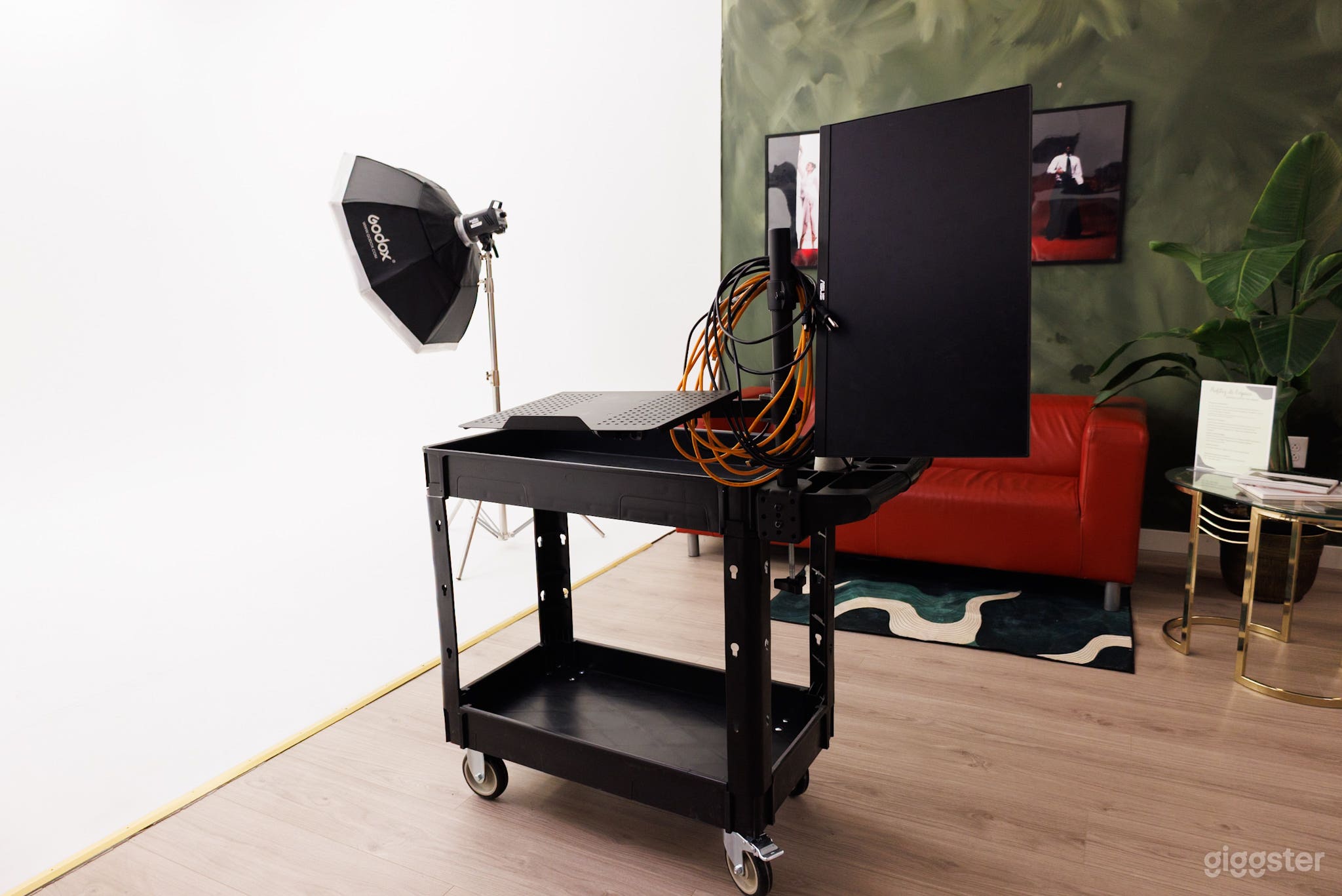 Photography studio | Cyclorama & rental equipment Photo 2