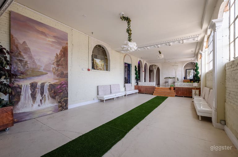  The Stage Garden Room 