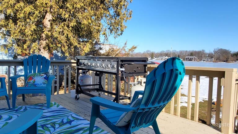  A Campau Lake Sunny days Cottage 