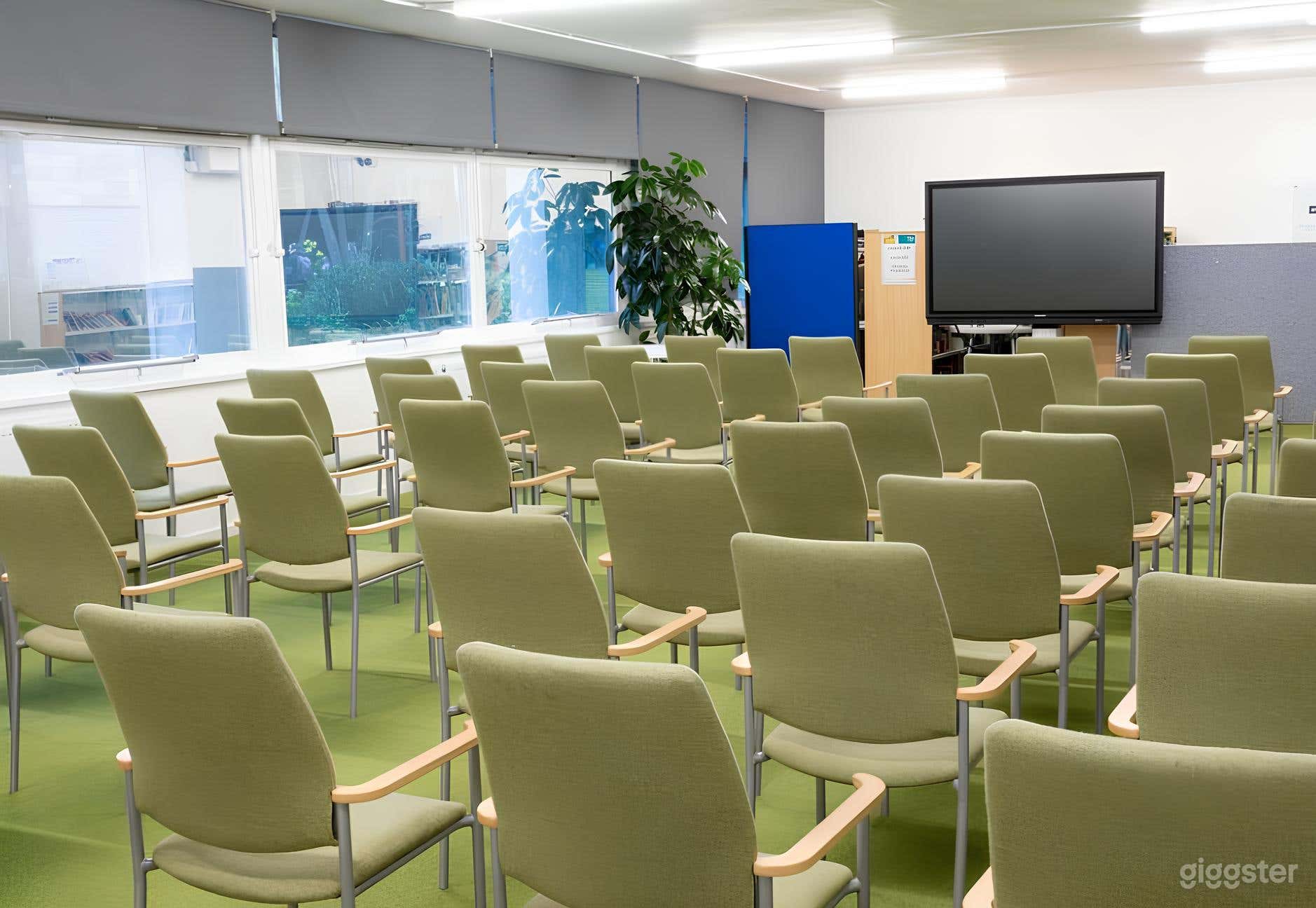 Light and Airy Event Venue - Regents Park Photo 4