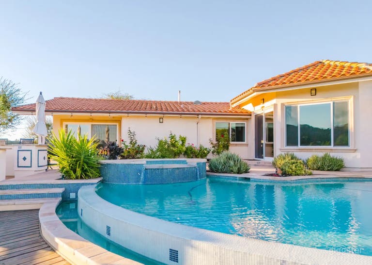  CINEMATIC VILLA - OUTDOOR POOL W/ PANORAMIC VIEWS 