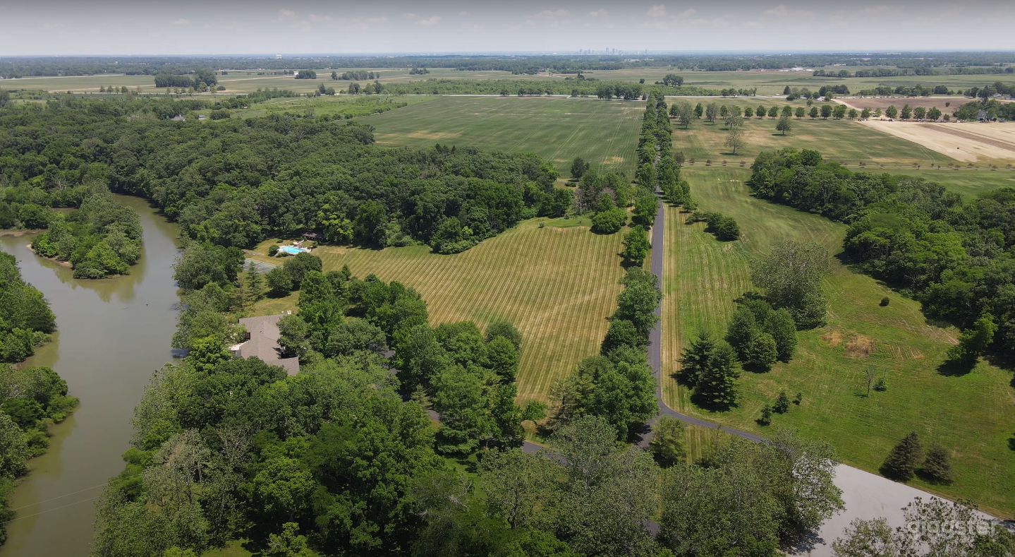 Discover 1,500 Acres of NATURE'S BEAUTY at Darby Dan Farm!