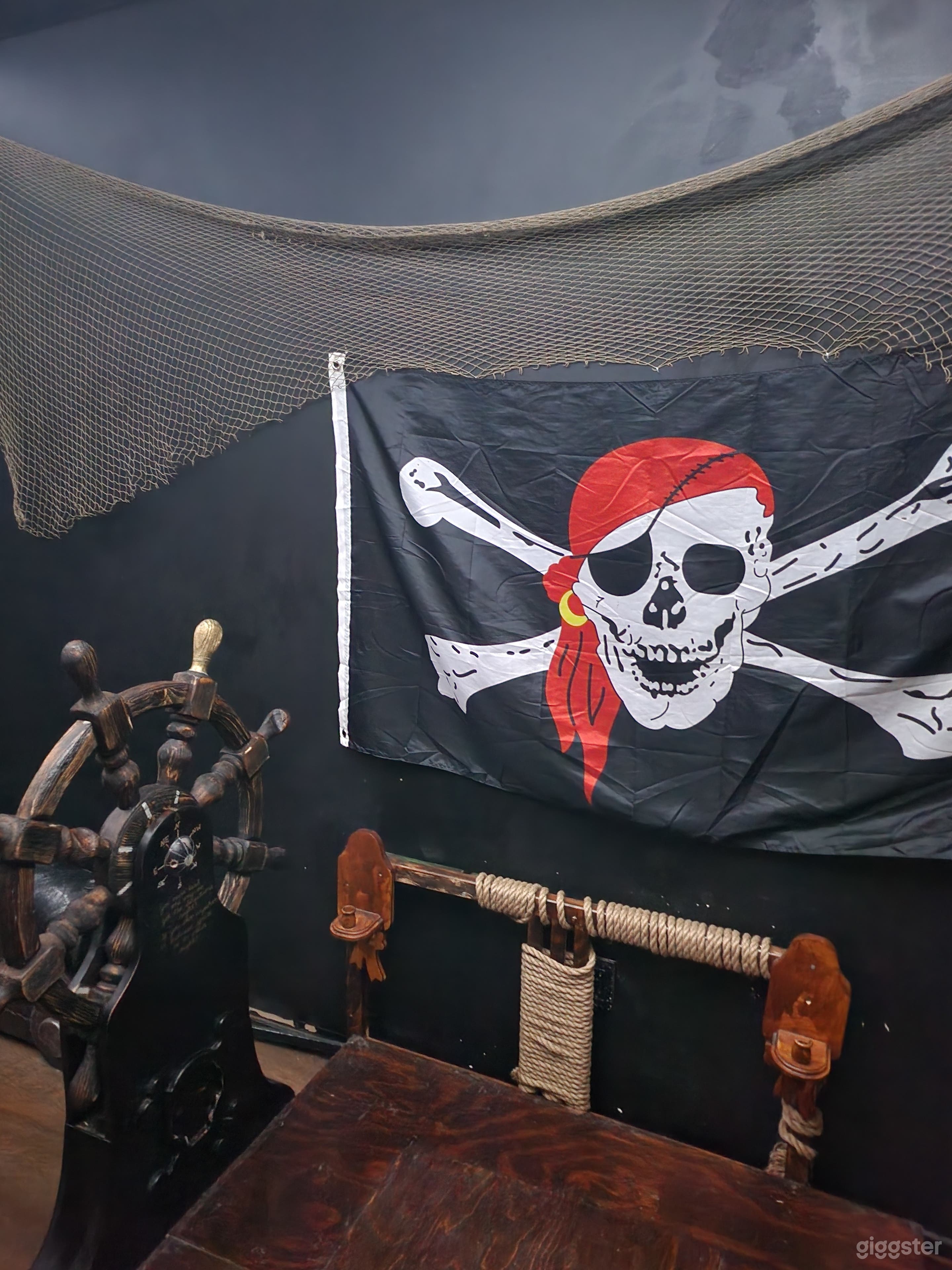 The Treasure of the Pirate King Vol. 2 Escape Room Photo 1