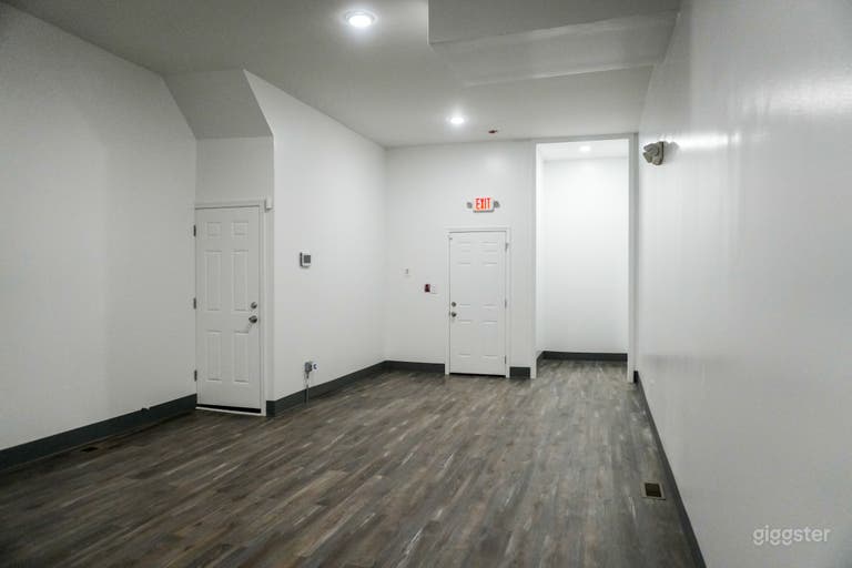  Modern Event Space for Parties, Meetings & Shoots 