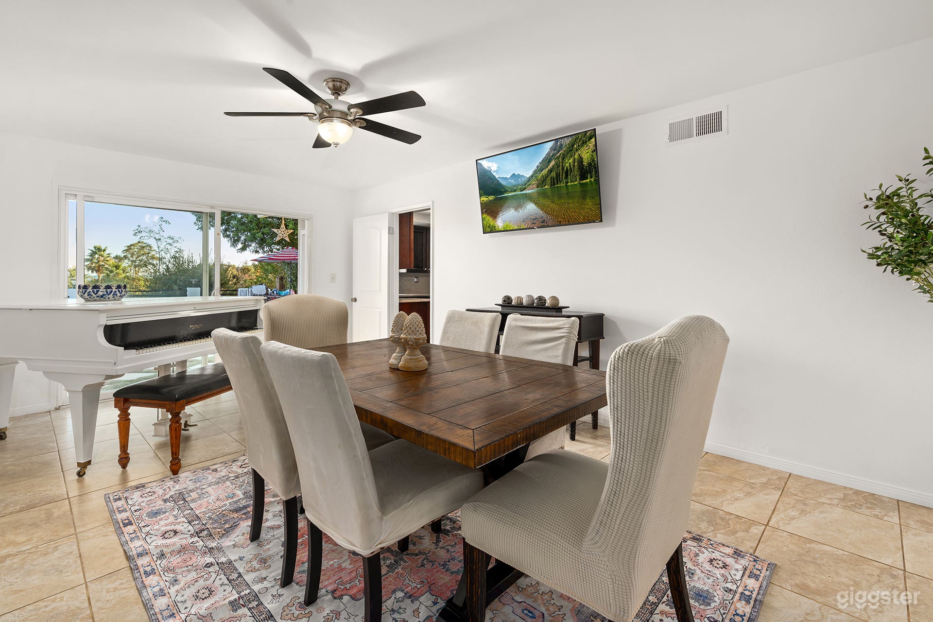 Luxury Home Topanga Oasis w/ Pool, Spa &amp; Cabana! Photo 2