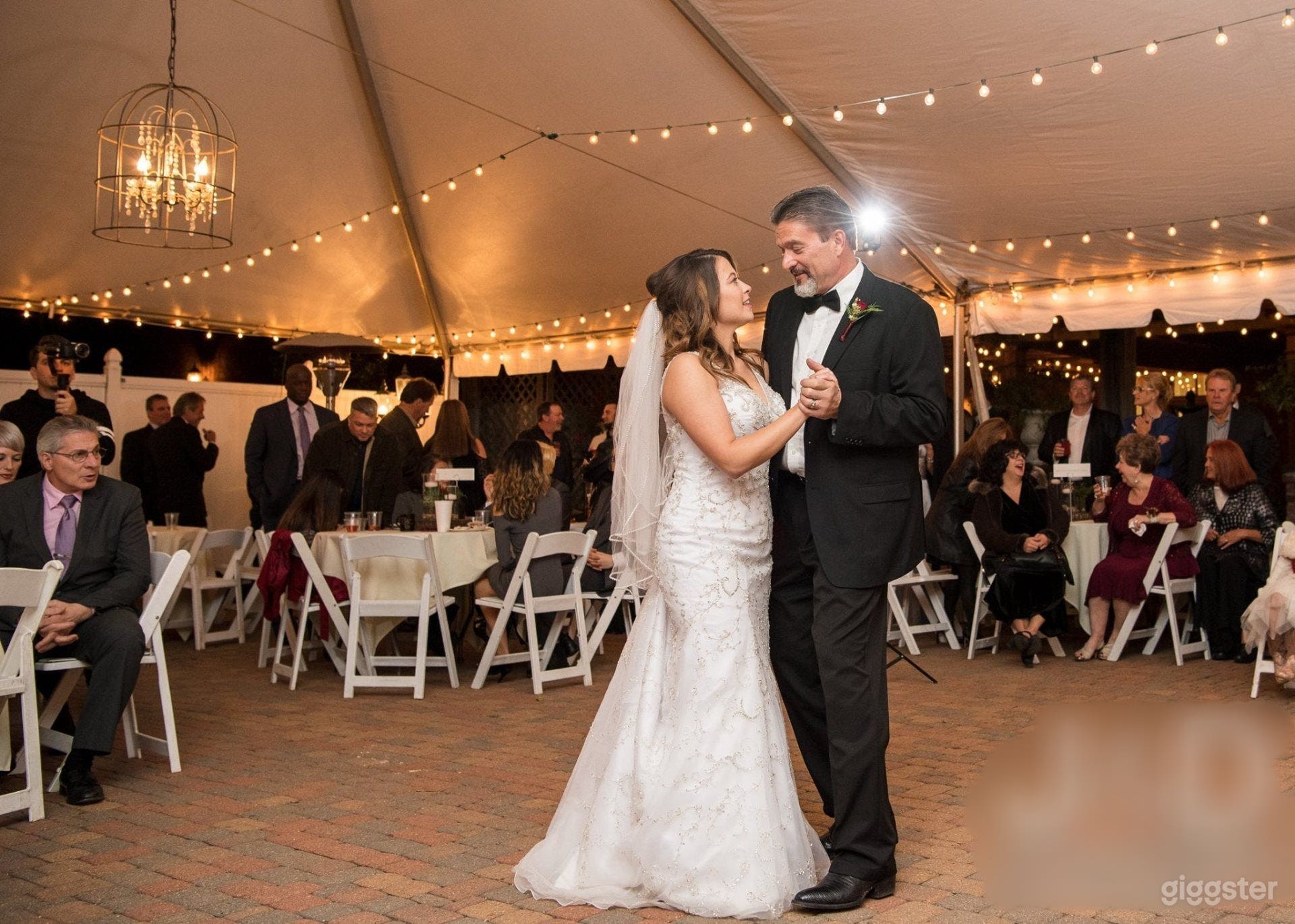 The Captivating Courtyard Photo 3