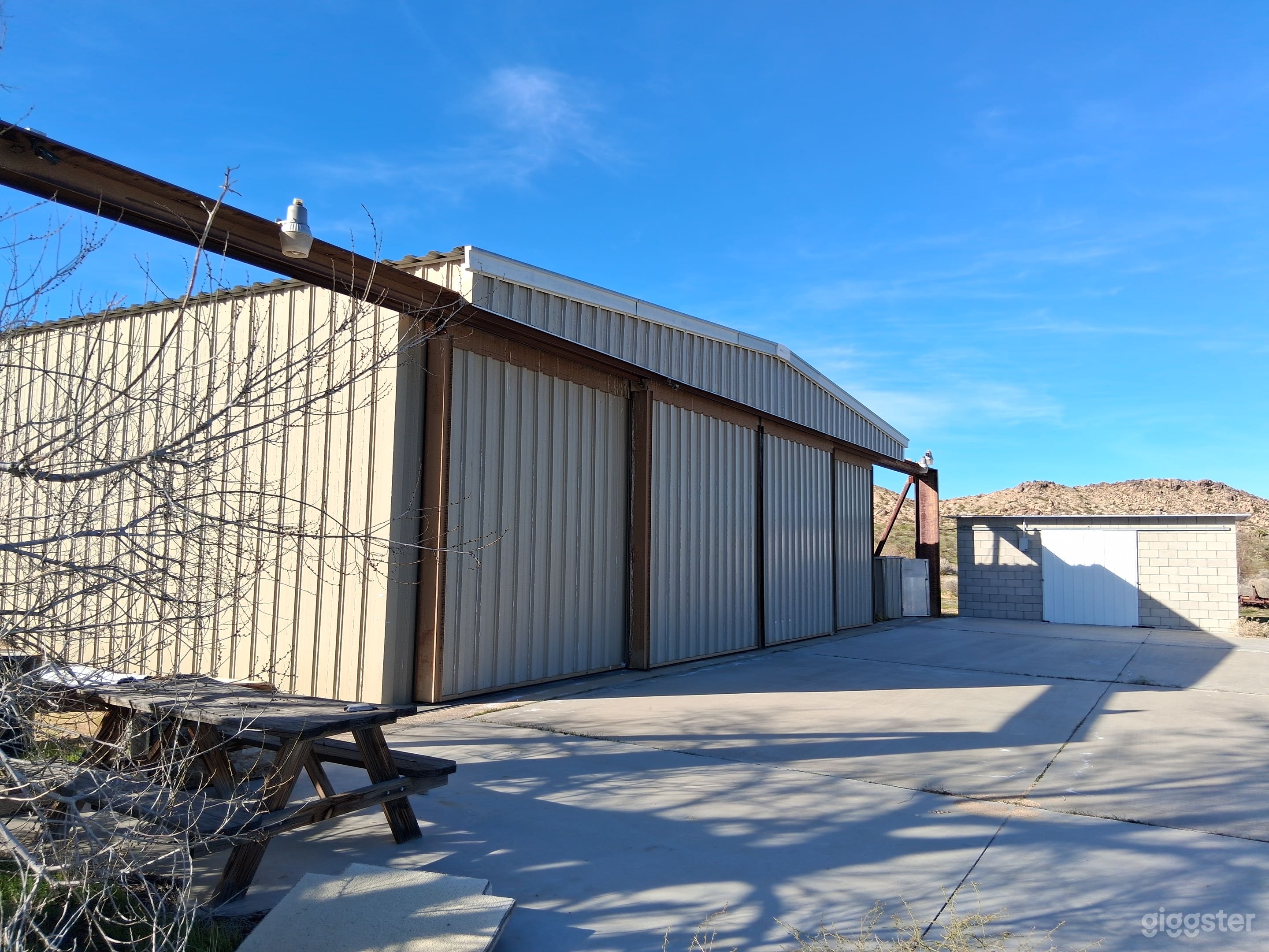 Two houses on 40 acres with FAA approved runways Photo 3