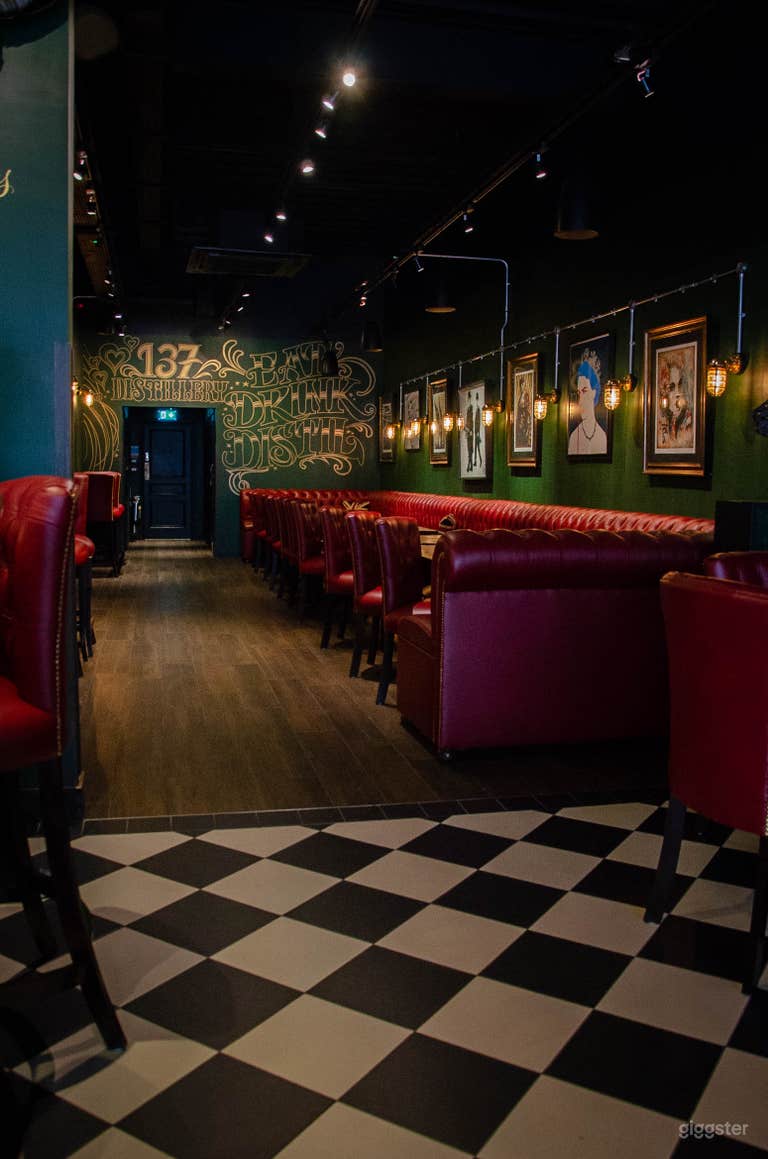  feixed seated area angle 3  