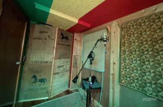 The Rasta Room - Vocal  Booth with a Colorful Vibe Photo 3