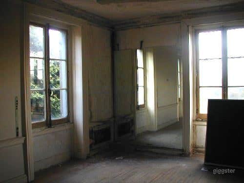 Old mansion house: Location 2967 Photo 2