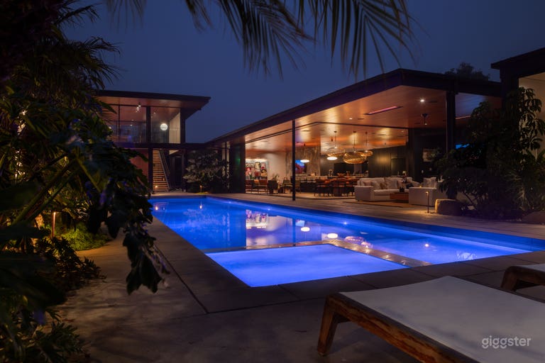  Incredible pool, spa, yoga, wellness retreat 