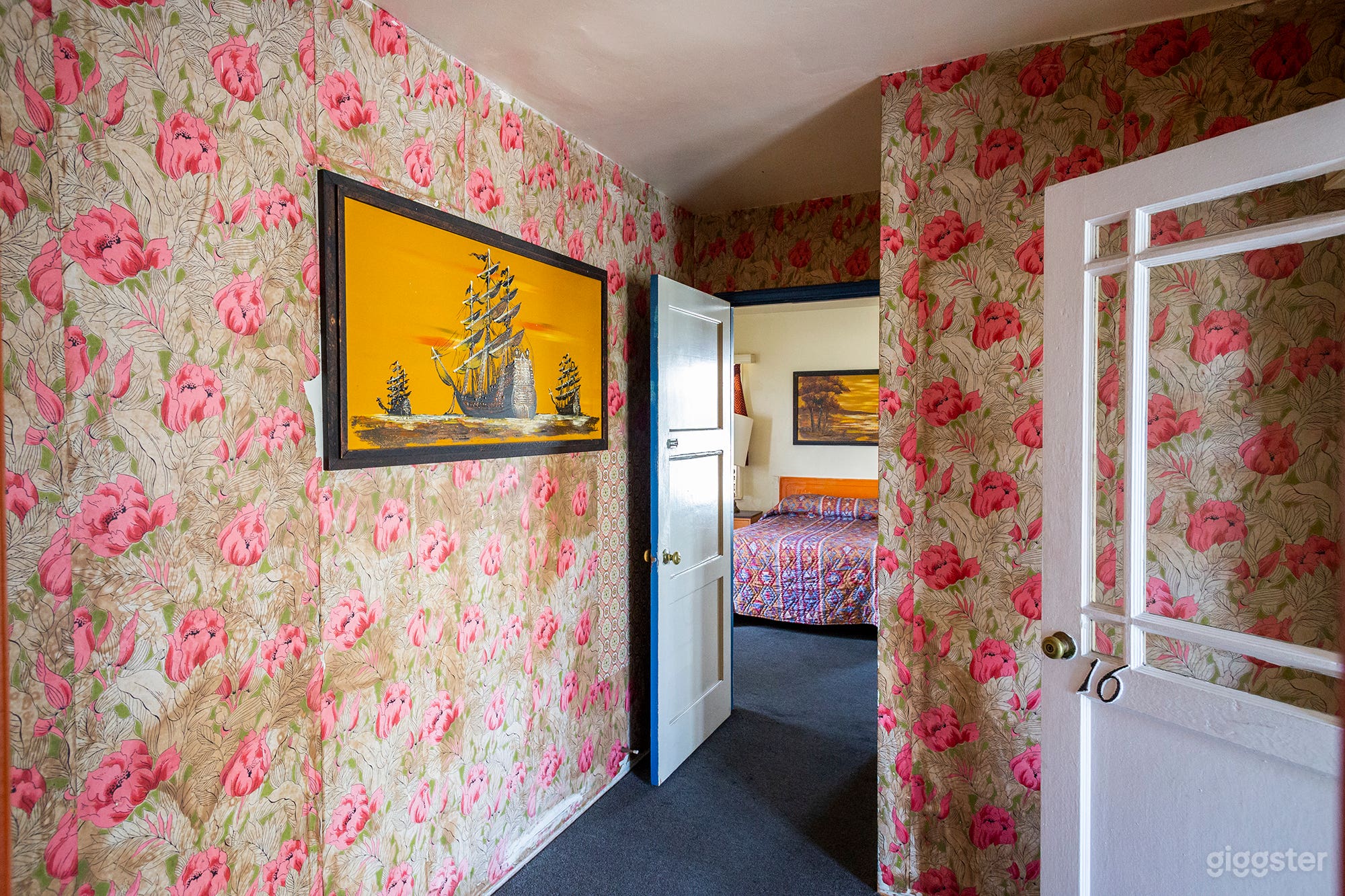 Hollywood Motel Photo 1